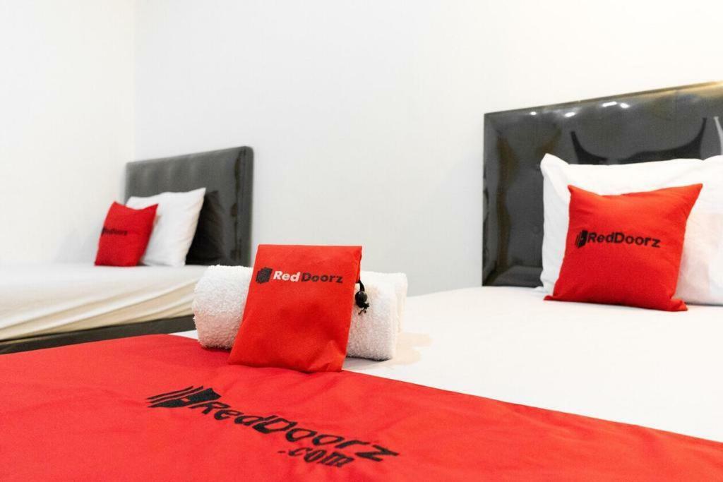 Aparthotel Fybed Semarang Exterior foto